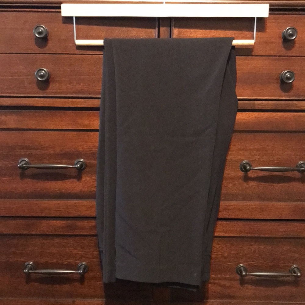 Time and True Women’s casual Pull-On pants color black size L (12-14) - Picture 2 of 16
